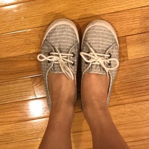 Roxy • Lace Slip-On’s